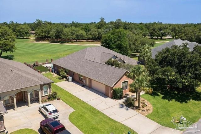 2858 Pga Blvd, Navarre, FL 32566