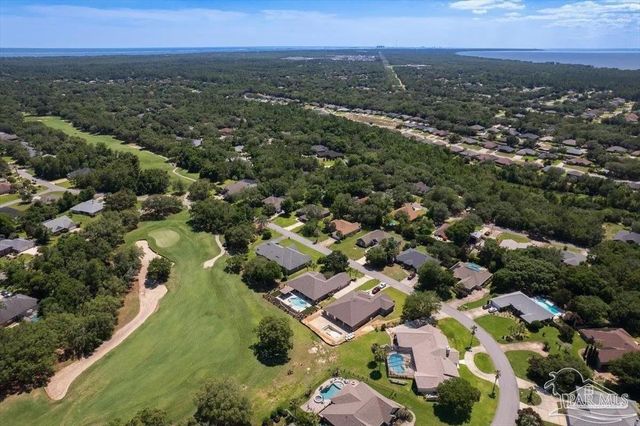 2858 Pga Blvd, Navarre, FL 32566