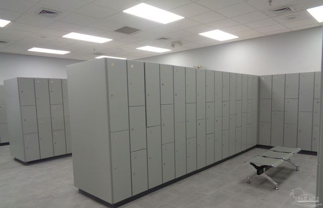 2858 Pga Blvd, Navarre, FL 32566