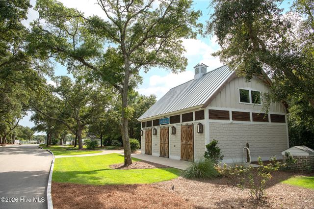 105 Blue Bill Way, Beaufort, NC 28516