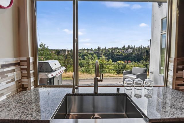 1921 W Centennial Way, Spokane, WA 83858