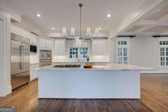 3014 Greendale Drive NW, Atlanta, GA 30327