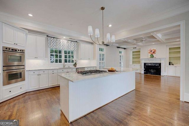 3014 Greendale Drive NW, Atlanta, GA 30327
