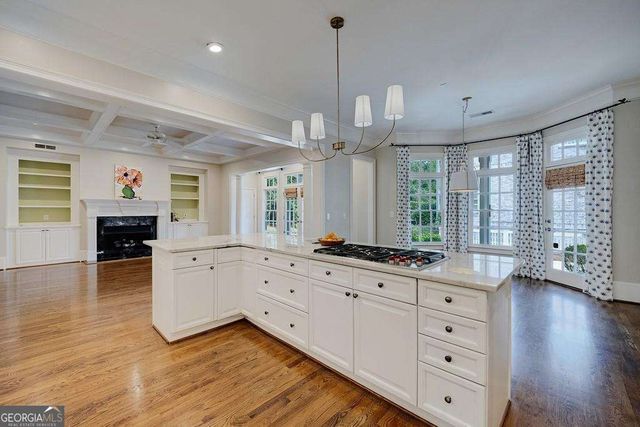 3014 Greendale Drive NW, Atlanta, GA 30327