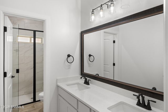 4020 Lasso Lp, Las Cruces, NM 88005