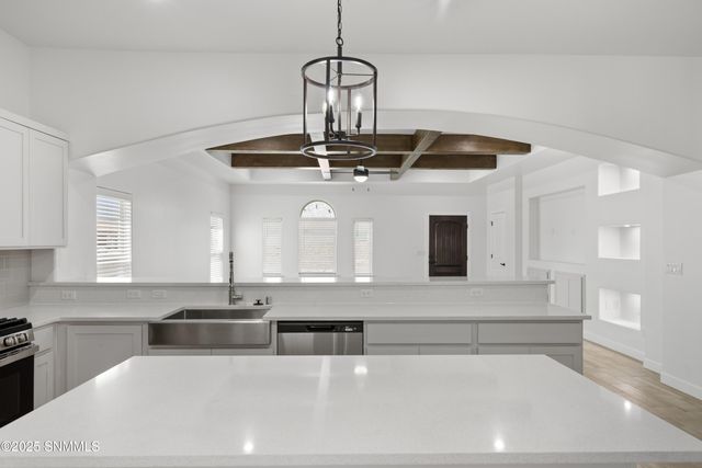 4020 Lasso Lp, Las Cruces, NM 88005