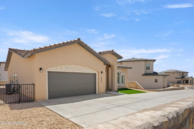 4020 Lasso Lp, Las Cruces, NM 88005