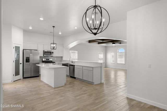 4020 Lasso Lp, Las Cruces, NM 88005