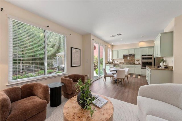129 Smith Ranch Court, Los Gatos, CA 95032