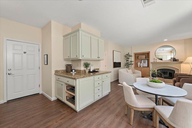 129 Smith Ranch Court, Los Gatos, CA 95032