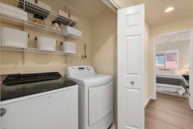 129 Smith Ranch Court, Los Gatos, CA 95032