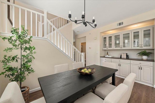 129 Smith Ranch Court, Los Gatos, CA 95032