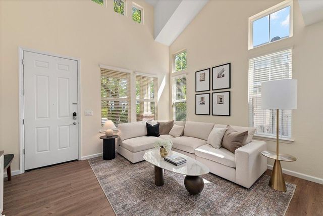 129 Smith Ranch Court, Los Gatos, CA 95032