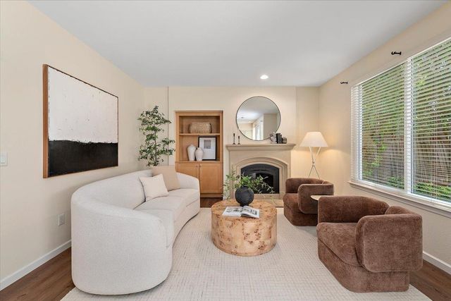 129 Smith Ranch Court, Los Gatos, CA 95032
