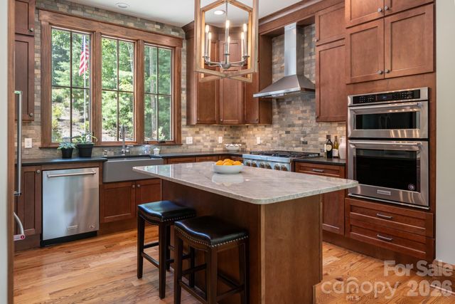 403 Thunder Mountain Road, Hendersonville, NC 28792