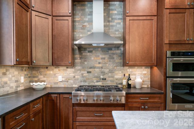 403 Thunder Mountain Road, Hendersonville, NC 28792