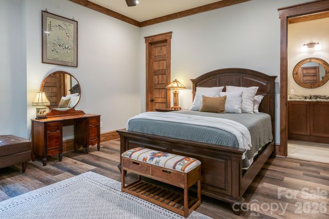 403 Thunder Mountain Road, Hendersonville, NC 28792
