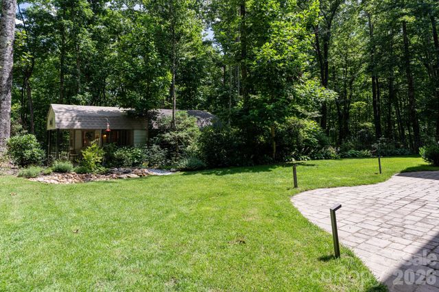 403 Thunder Mountain Road, Hendersonville, NC 28792