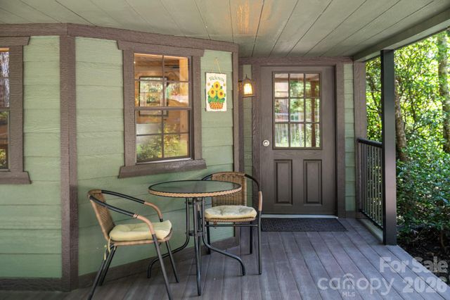 403 Thunder Mountain Road, Hendersonville, NC 28792
