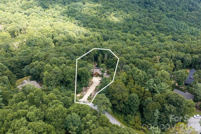 403 Thunder Mountain Road, Hendersonville, NC 28792