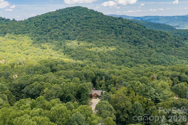 403 Thunder Mountain Road, Hendersonville, NC 28792