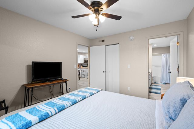 30 Blue Bird Way 4, Branson, MO 65616