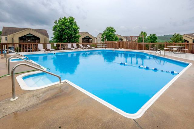 30 Blue Bird Way 4, Branson, MO 65616