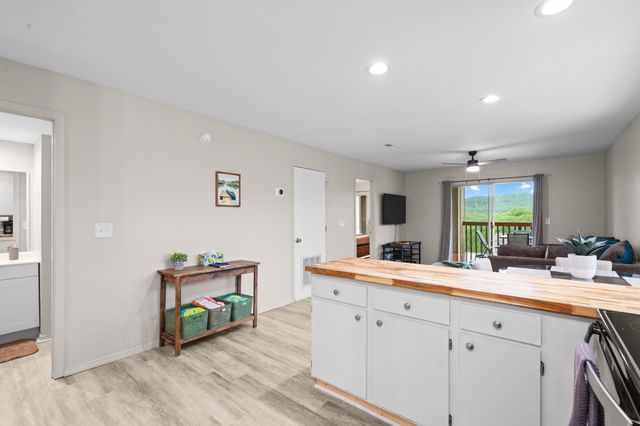 30 Blue Bird Way 4, Branson, MO 65616