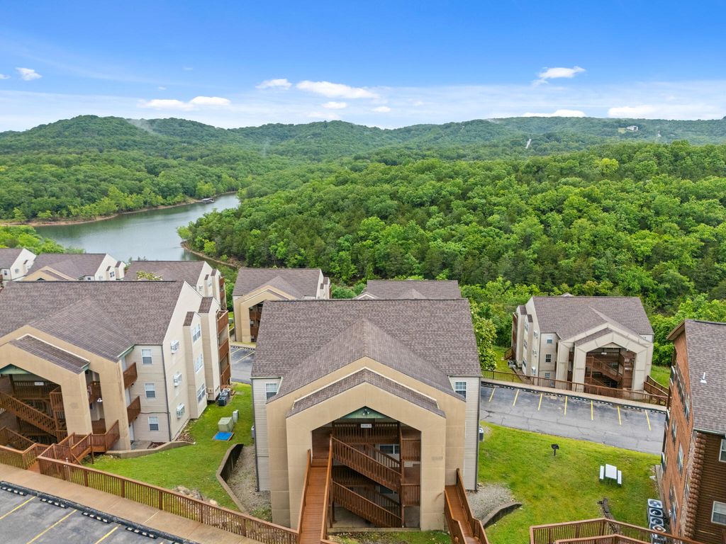 30 Blue Bird Way 4, Branson, MO 65616