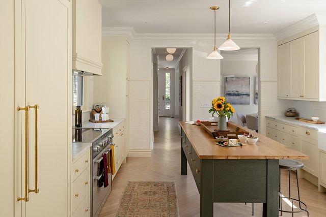 67 Inman Street, Cambridge, MA 02139