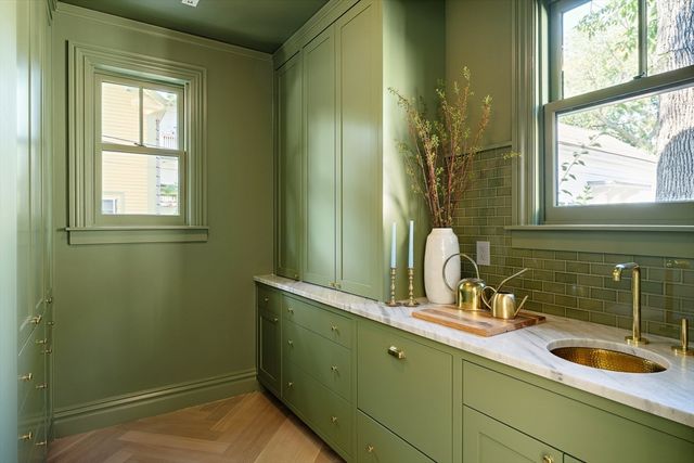 67 Inman Street, Cambridge, MA 02139