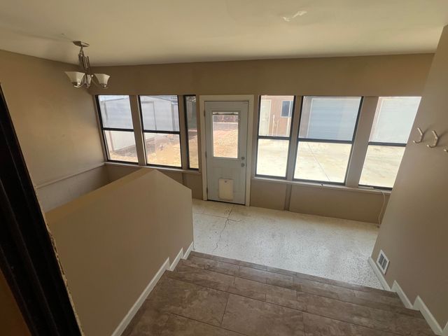 629 Monroe Street SE, Albuquerque, NM 87123