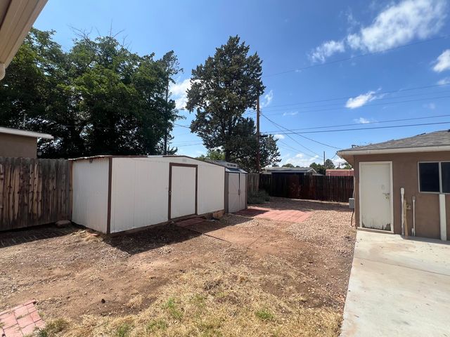 629 Monroe Street SE, Albuquerque, NM 87123