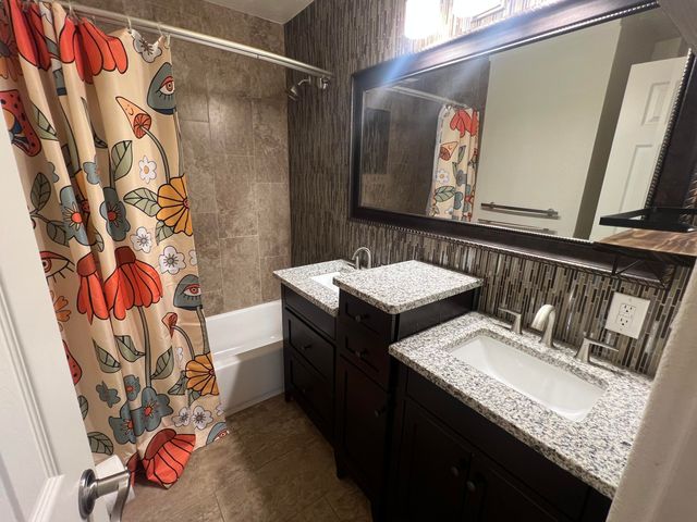 629 Monroe Street SE, Albuquerque, NM 87123