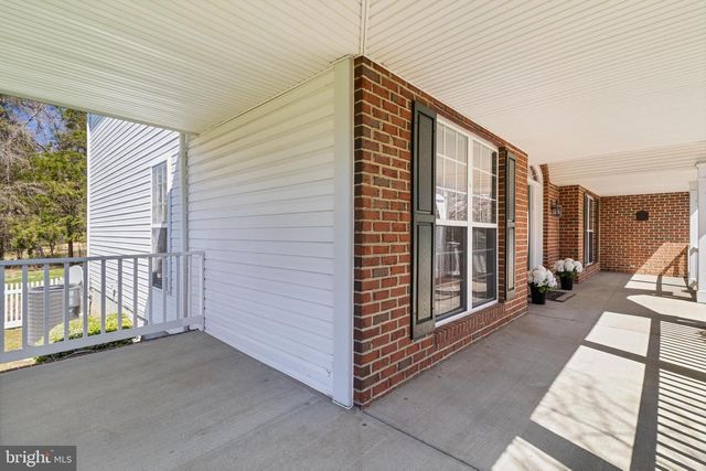 8800 HILL SPRING DR, La Plata, MD 20646