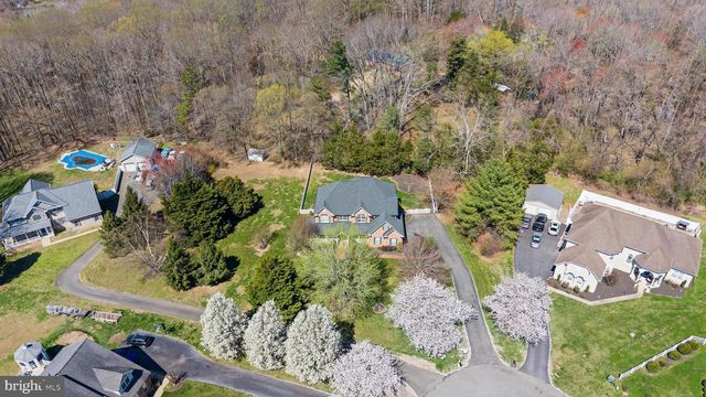 8800 HILL SPRING DR, La Plata, MD 20646
