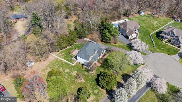 8800 HILL SPRING DR, La Plata, MD 20646