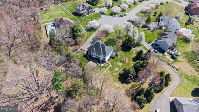 8800 HILL SPRING DR, La Plata, MD 20646