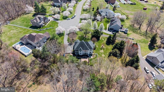 8800 HILL SPRING DR, La Plata, MD 20646
