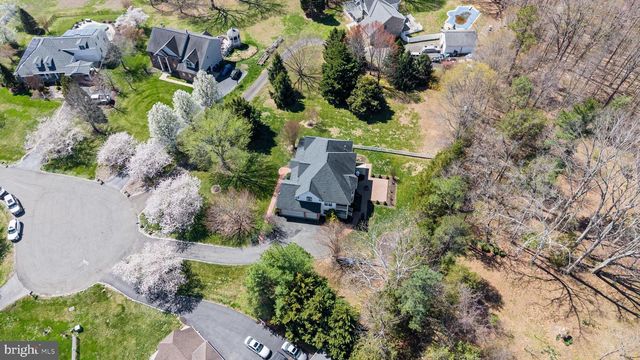 8800 HILL SPRING DR, La Plata, MD 20646