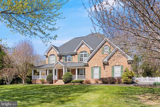 8800 HILL SPRING DR, La Plata, MD 20646