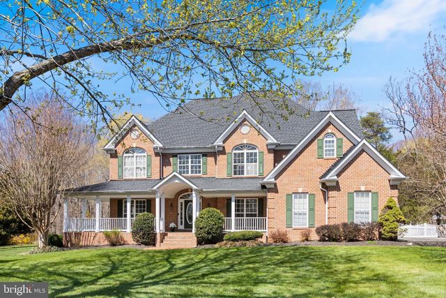 8800 HILL SPRING DR, La Plata, MD 20646