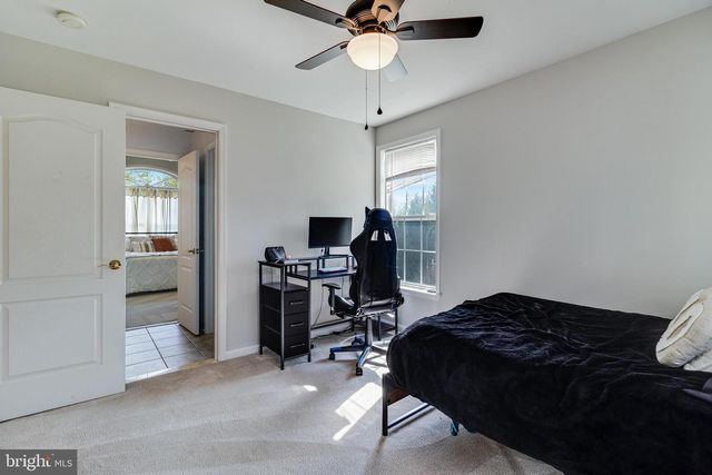 8800 HILL SPRING DR, La Plata, MD 20646
