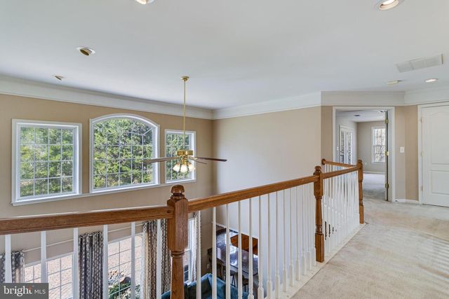 8800 HILL SPRING DR, La Plata, MD 20646