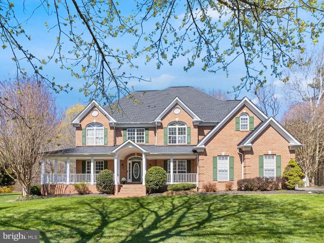 8800 HILL SPRING DR, La Plata, MD 20646