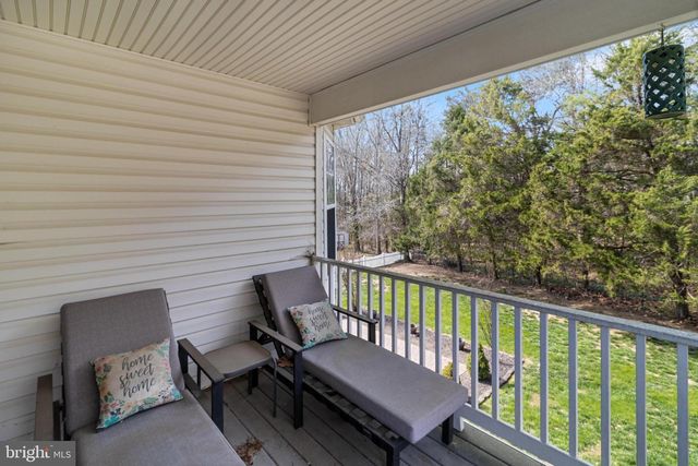 8800 HILL SPRING DR, La Plata, MD 20646