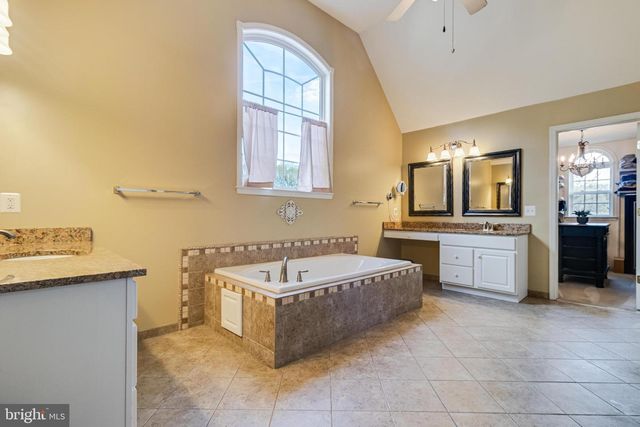 8800 HILL SPRING DR, La Plata, MD 20646