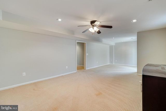 8800 HILL SPRING DR, La Plata, MD 20646