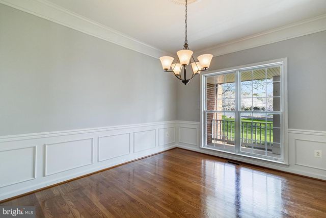8800 HILL SPRING DR, La Plata, MD 20646