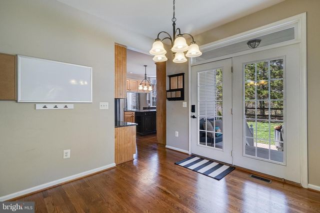 8800 HILL SPRING DR, La Plata, MD 20646